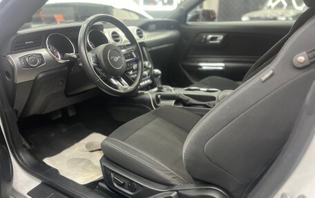 Ford Mustang VI рестайлинг, 2020 год, 4 100 000 рублей, 9 фотография