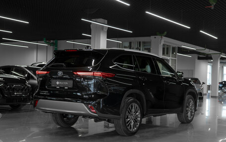 Toyota Highlander, 2026 год, 6 000 000 рублей, 5 фотография
