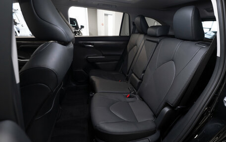 Toyota Highlander, 2026 год, 6 000 000 рублей, 14 фотография