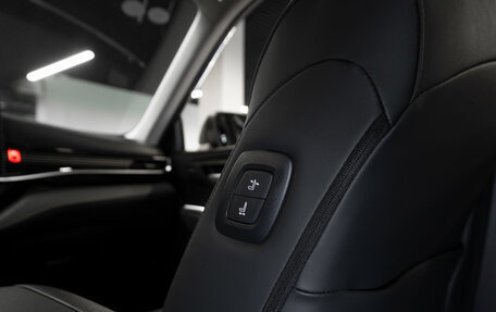 Toyota Highlander, 2026 год, 6 000 000 рублей, 17 фотография