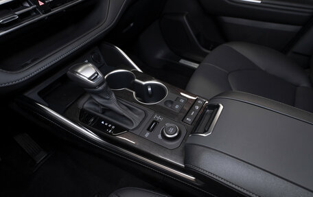 Toyota Highlander, 2026 год, 6 000 000 рублей, 18 фотография