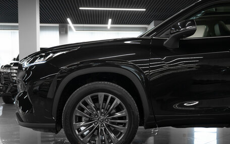 Toyota Highlander, 2026 год, 6 000 000 рублей, 29 фотография