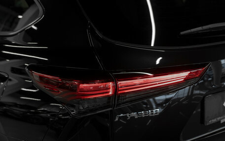 Toyota Highlander, 2026 год, 6 000 000 рублей, 31 фотография