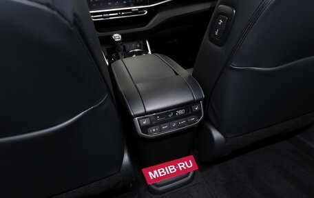 Toyota Highlander, 2026 год, 6 000 000 рублей, 16 фотография