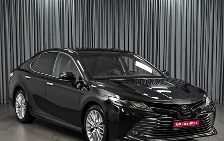 Toyota Camry, 2018 год, 3 339 000 рублей, 1 фотография