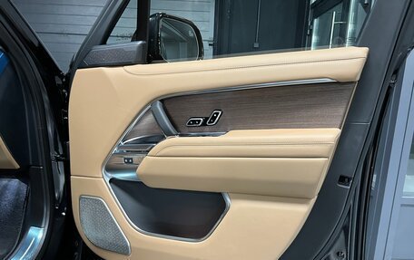 Land Rover Range Rover IV рестайлинг, 2025 год, 24 500 000 рублей, 35 фотография
