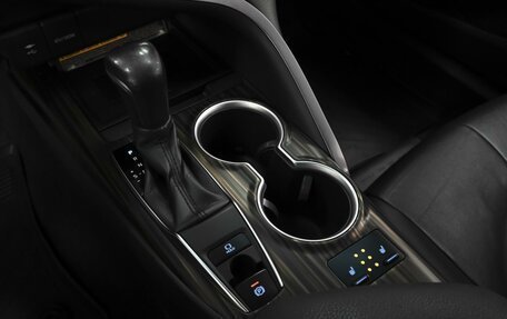 Toyota Camry, 2018 год, 3 339 000 рублей, 12 фотография