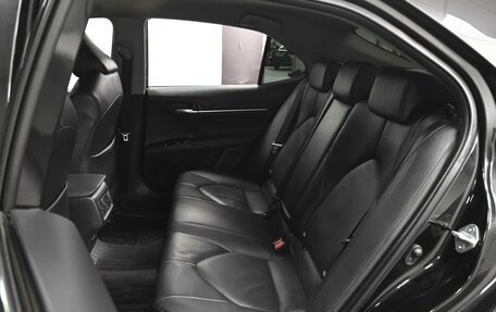 Toyota Camry, 2018 год, 3 339 000 рублей, 9 фотография