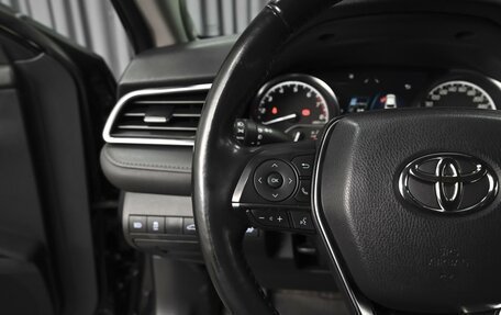 Toyota Camry, 2018 год, 3 339 000 рублей, 16 фотография