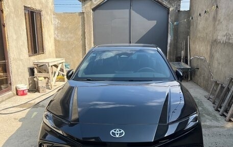 Toyota Camry, 2025 год, 4 250 000 рублей, 2 фотография