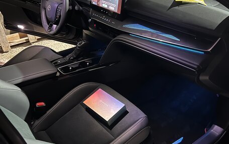 Toyota Camry, 2025 год, 4 250 000 рублей, 8 фотография