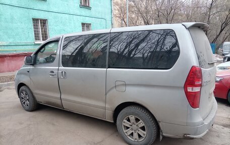 Hyundai Grand Starex Grand Starex I рестайлинг 2, 2015 год, 2 330 000 рублей, 9 фотография