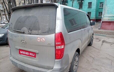 Hyundai Grand Starex Grand Starex I рестайлинг 2, 2015 год, 2 330 000 рублей, 6 фотография