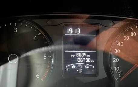 Volkswagen Caravelle T6 рестайлинг, 2018 год, 2 930 000 рублей, 2 фотография