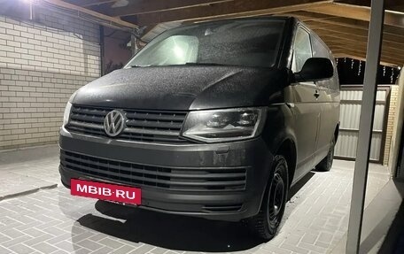 Volkswagen Caravelle T6 рестайлинг, 2018 год, 2 930 000 рублей, 5 фотография
