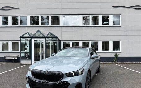 BMW 5 серия, 2025 год, 12 790 000 рублей, 1 фотография