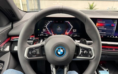 BMW 5 серия, 2025 год, 12 790 000 рублей, 8 фотография