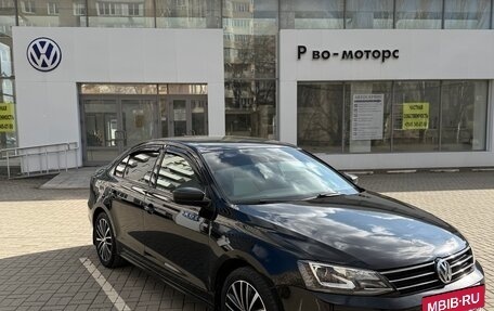 Volkswagen Jetta VI, 2016 год, 1 450 000 рублей, 2 фотография