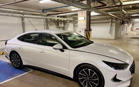 Hyundai Sonata VIII, 2020 год, 2 300 000 рублей, 2 фотография