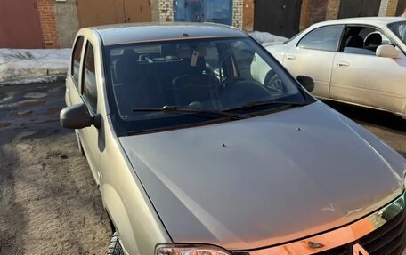 Renault Logan I, 2013 год, 285 000 рублей, 3 фотография