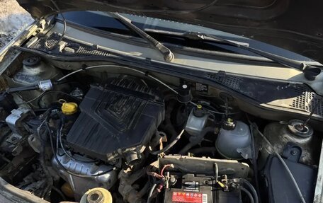 Renault Logan I, 2013 год, 285 000 рублей, 26 фотография