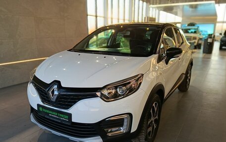 Renault Kaptur I рестайлинг, 2017 год, 1 499 000 рублей, 3 фотография