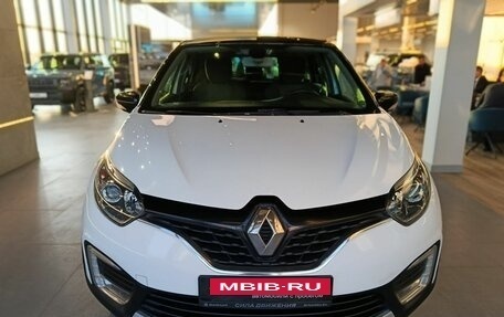 Renault Kaptur I рестайлинг, 2017 год, 1 499 000 рублей, 2 фотография