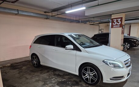 Mercedes-Benz B-Класс, 2014 год, 1 290 000 рублей, 3 фотография