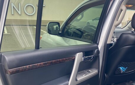 Toyota Land Cruiser 200, 2012 год, 4 570 000 рублей, 12 фотография