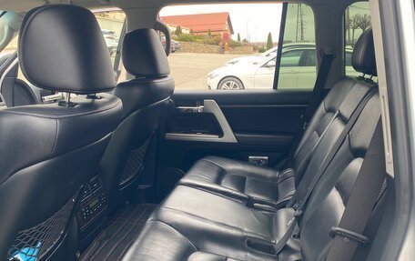 Toyota Land Cruiser 200, 2012 год, 4 570 000 рублей, 25 фотография