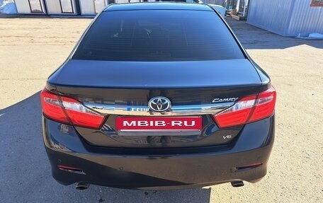 Toyota Camry, 2014 год, 2 070 000 рублей, 7 фотография