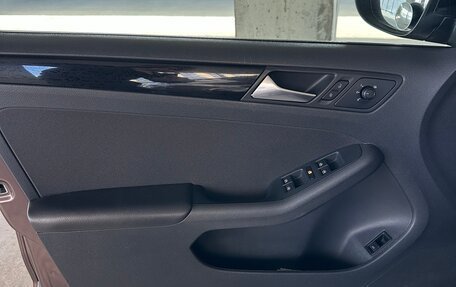 Volkswagen Jetta VI, 2017 год, 2 100 000 рублей, 21 фотография