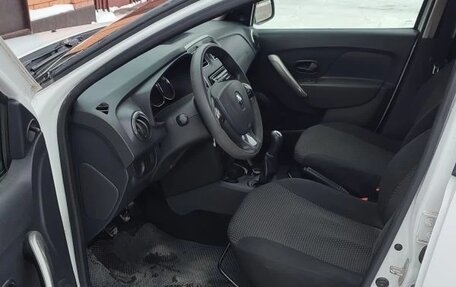 Renault Sandero II рестайлинг, 2017 год, 990 000 рублей, 7 фотография