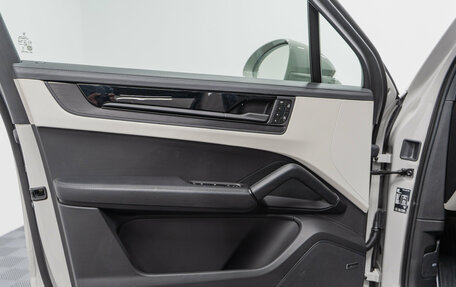 Porsche Cayenne III, 2026 год, 18 590 000 рублей, 18 фотография