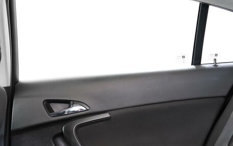 Opel Insignia II рестайлинг, 2013 год, 990 000 рублей, 26 фотография