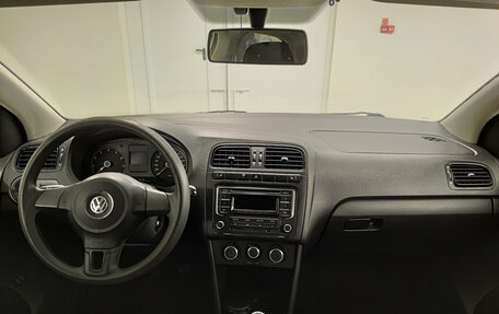 Volkswagen Polo VI (EU Market), 2013 год, 757 000 рублей, 17 фотография