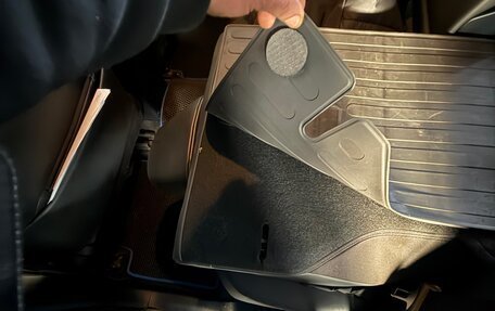 Toyota Prius IV XW50, 2019 год, 2 600 000 рублей, 12 фотография