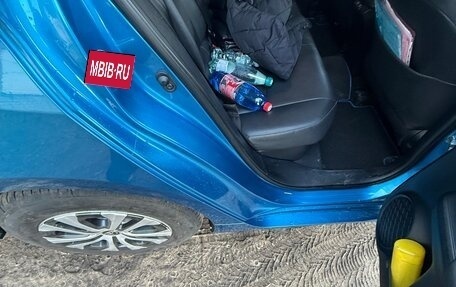 Toyota Prius IV XW50, 2019 год, 2 600 000 рублей, 22 фотография