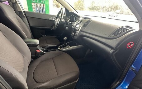 KIA Cerato III, 2010 год, 795 000 рублей, 11 фотография