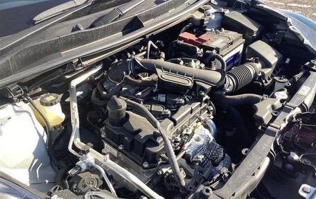 Toyota Yaris, 2022 год, 1 047 000 рублей, 38 фотография