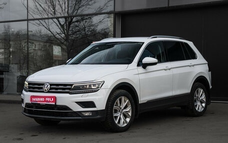 Volkswagen Tiguan II, 2018 год, 2 750 000 рублей, 1 фотография