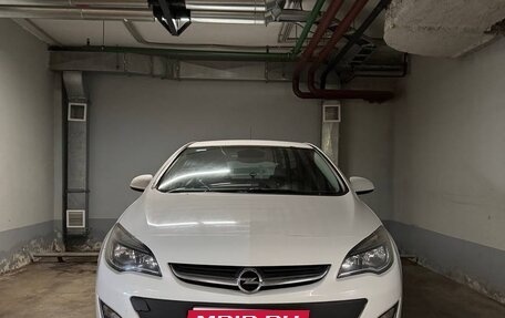 Opel Astra J, 2012 год, 735 000 рублей, 2 фотография