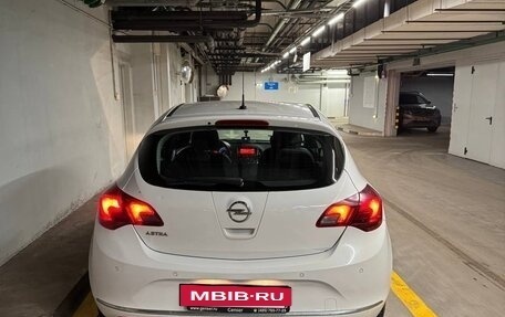 Opel Astra J, 2012 год, 735 000 рублей, 9 фотография