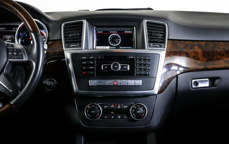 Mercedes-Benz M-Класс, 2015 год, 2 990 000 рублей, 14 фотография