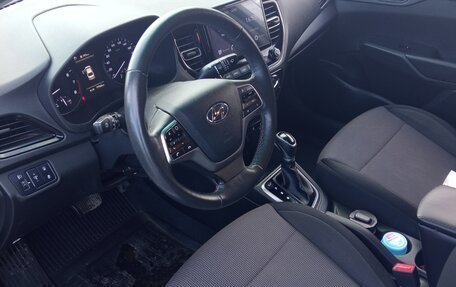 Hyundai Solaris II рестайлинг, 2021 год, 1 520 000 рублей, 6 фотография