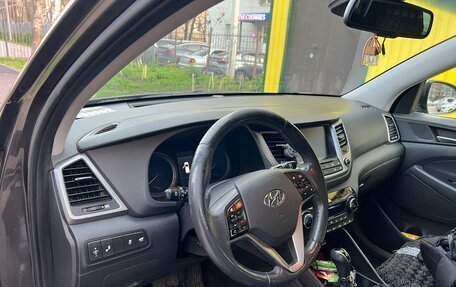 Hyundai Tucson III, 2017 год, 1 950 000 рублей, 8 фотография