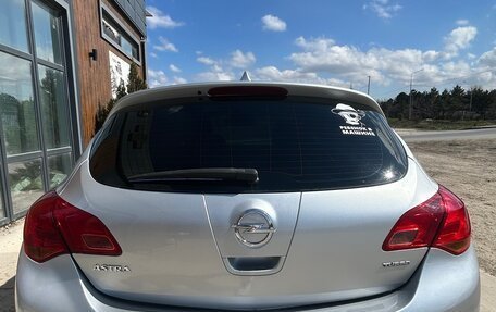 Opel Astra J, 2010 год, 850 000 рублей, 8 фотография