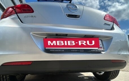 Opel Astra J, 2010 год, 850 000 рублей, 9 фотография