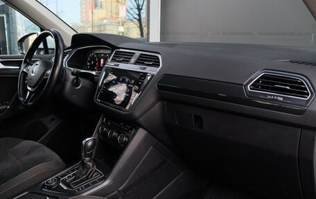 Volkswagen Tiguan II, 2018 год, 2 750 000 рублей, 7 фотография