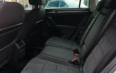 Volkswagen Tiguan II, 2018 год, 2 750 000 рублей, 8 фотография